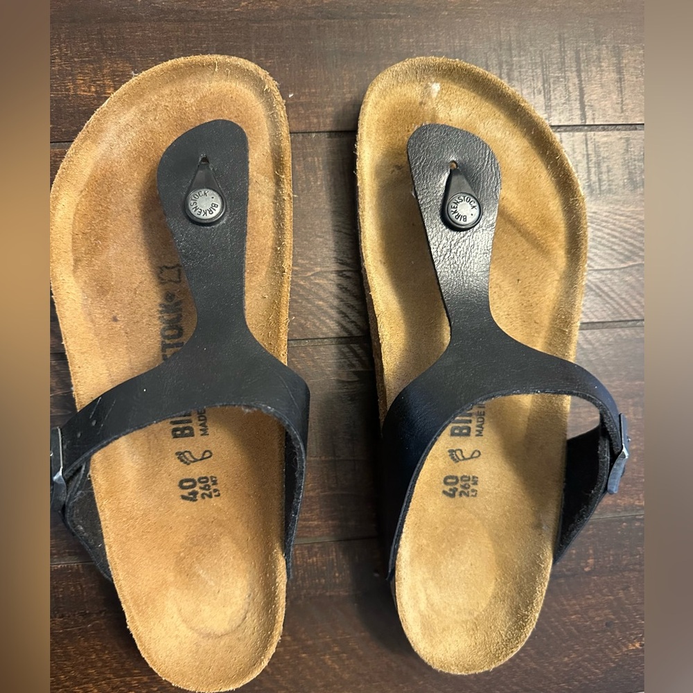 Birkenstock black leather Gizeh Birko-Flor size 40/size 9